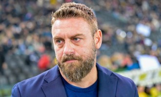 2-1,21岁英格兰新星绝杀,42岁德罗西率队胜乌迪内斯,迎意甲2连胜