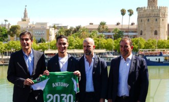 维埃拉在德甲的情绪风暴：阿森纳租将为何如此冲动？