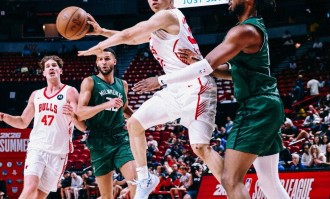 夏联综述：河村勇辉导演逆转 鹈鹕再输双塔全休战