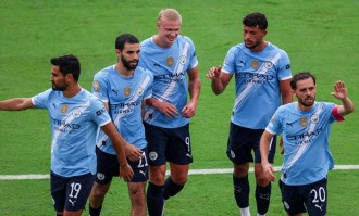 曼城生涯最大荣誉到手！B席忧虑，队长袖标压力分担全队？