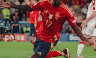 西甲第一长约！22岁巨星涨薪续10年，巴萨愿望落空