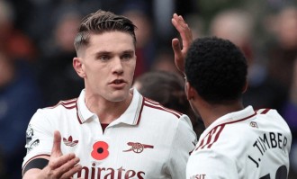 英超夺冠最大热门诞生：25分领跑，9连胜，连续7场零封