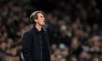 被坑了？热刺高价买下20岁射手，两次错失绝佳机会让球迷极其不满