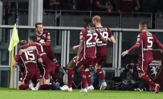 意甲焦点战：都灵主场迎战卡利亚里，保级与抢分之争